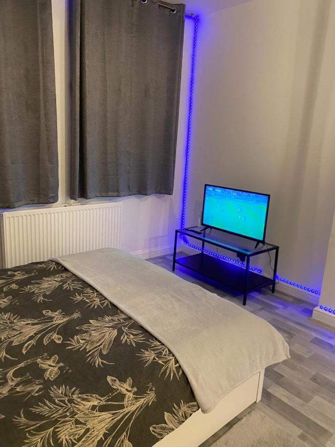 Cosy 1 Bedroom Apartment 伦敦 外观 照片